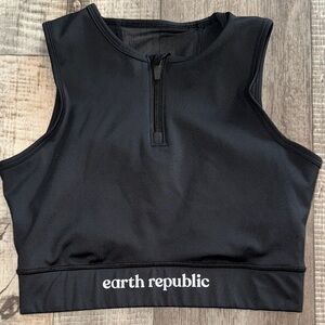 EARTH REPUBLIC Black Women's Crop Top-size M